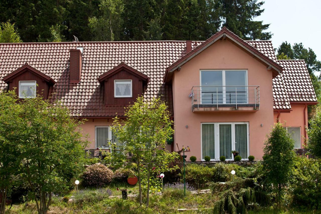 Resort Holiday Natural - Gosciniec Zacisze Chmielno Εξωτερικό φωτογραφία