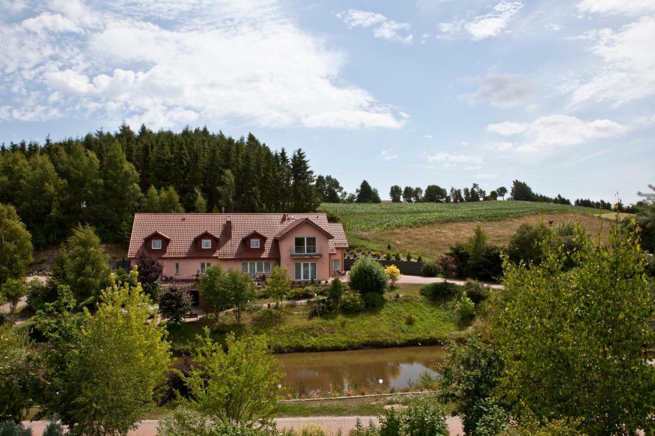 Resort Holiday Natural - Gosciniec Zacisze Chmielno Εξωτερικό φωτογραφία